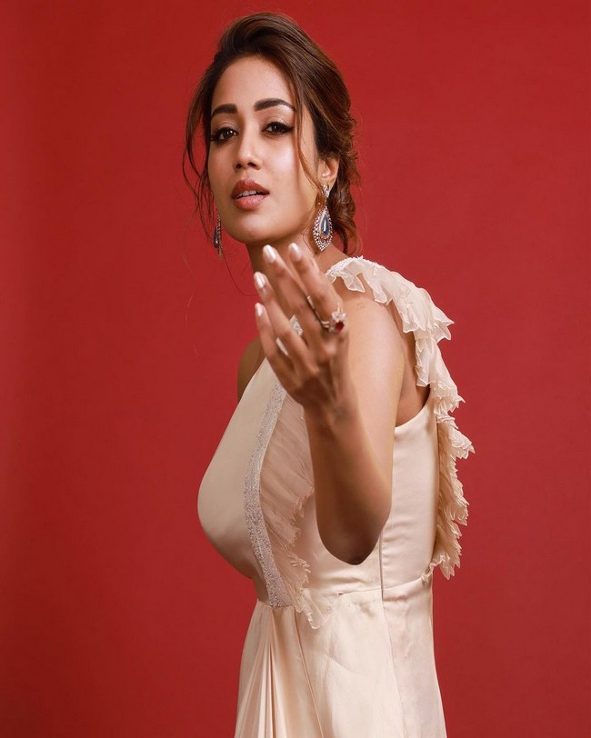 Nivetha Pethuraj New Photoshoot