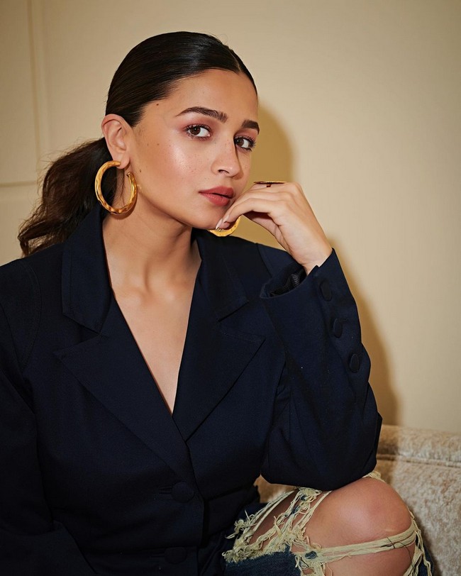 Glamorous Looks of Alia Bhatt