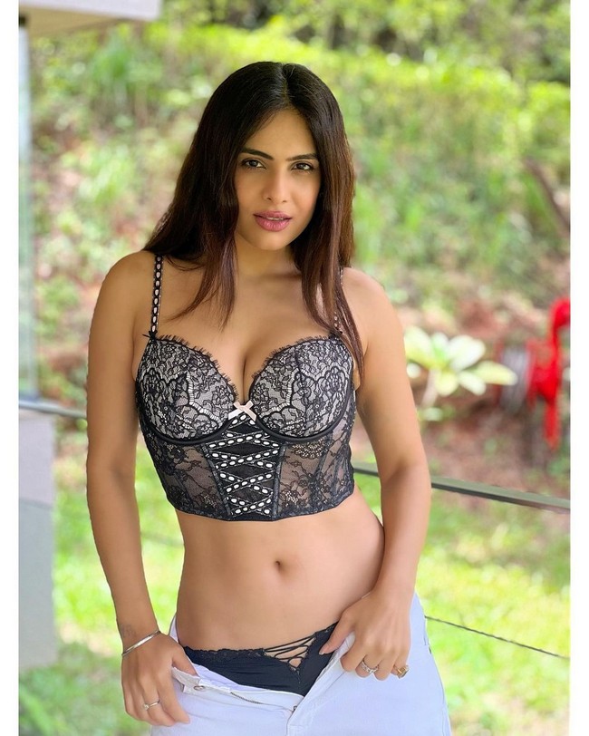 Nehhaa Malik Looking Hot