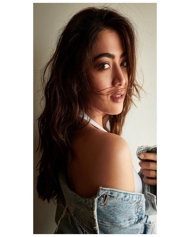 Rashmika Mandanna Latest Insta Pics