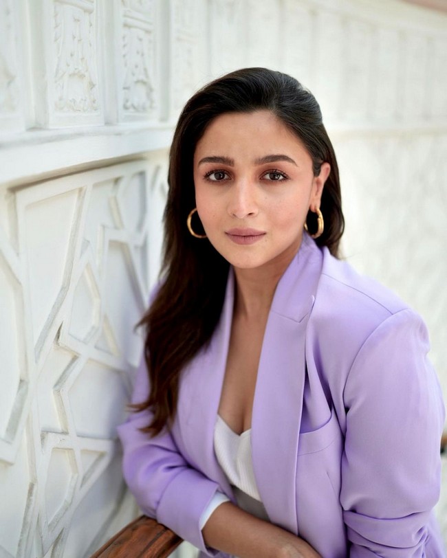 Alia Bhatt Latest Photoshoot in Suit