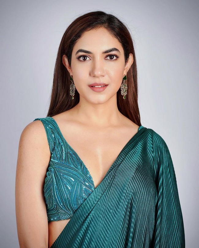 Ritu Varma Latest Cliks in Saree