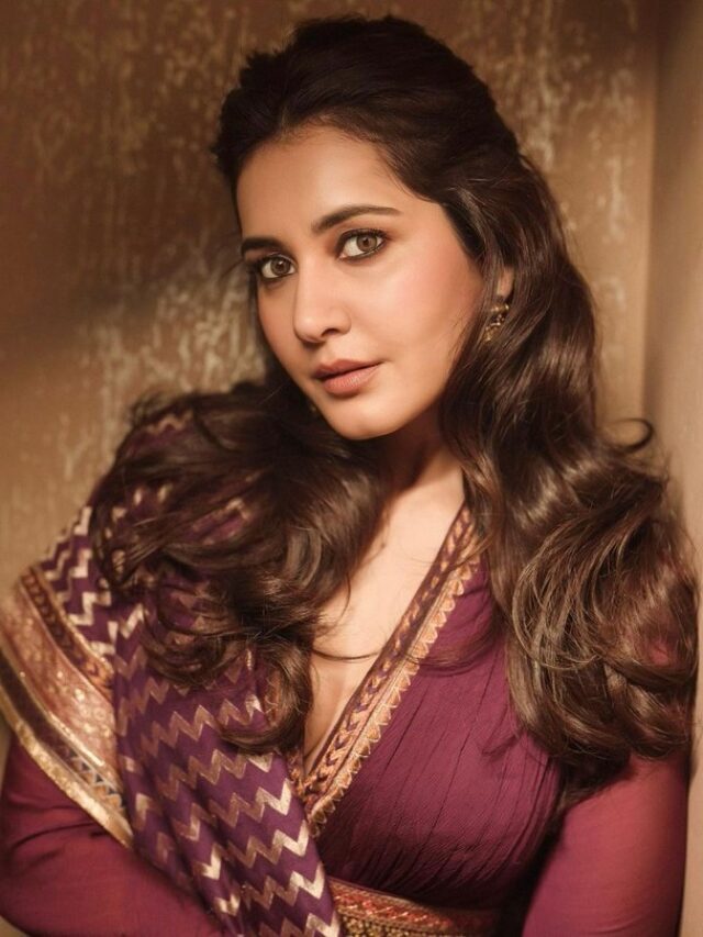 Raashi Khanna Sizzling Stills in Dress