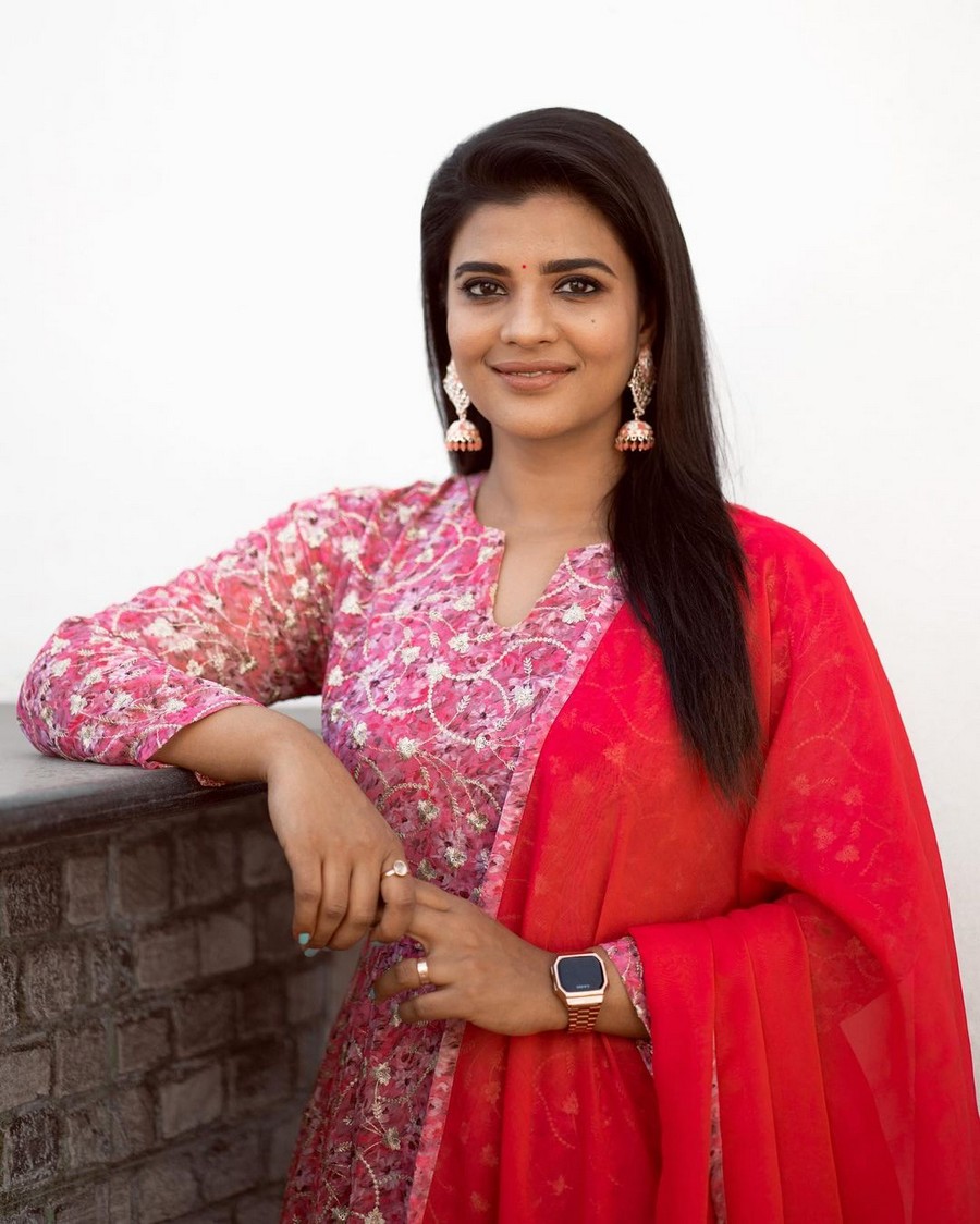 Aishwarya Rajesh Latest Photoshoot