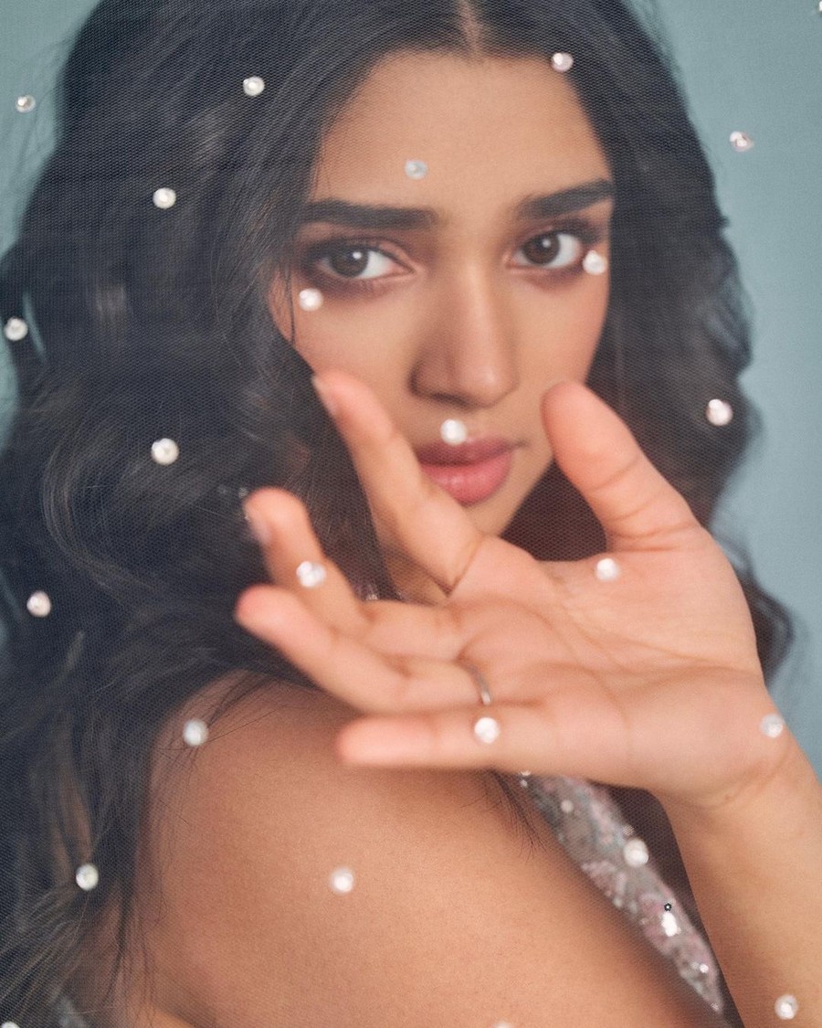 Krithi Shetty Latest Insta Cliks