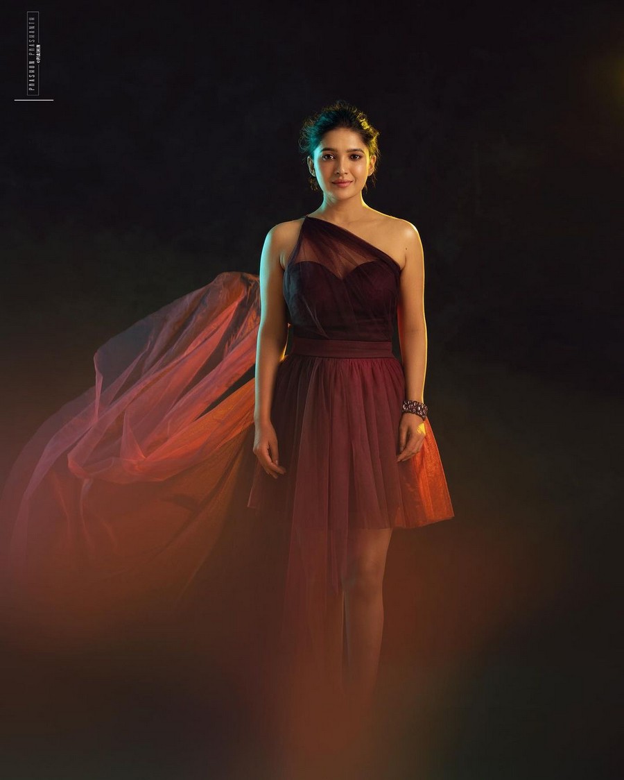 Ultra Stylish Pics Of Vani Bhojan in Brown Outift