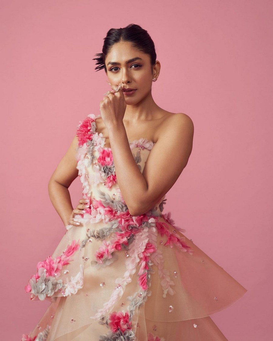 Actress Mrunal Thakur Looks Beautiful in Frock