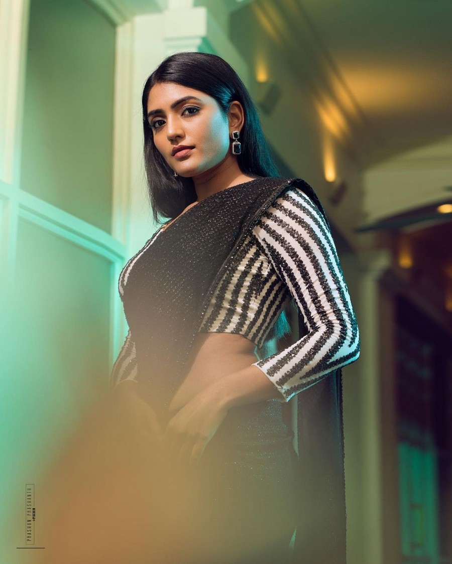 Eesha Rebba Looking Fabulous