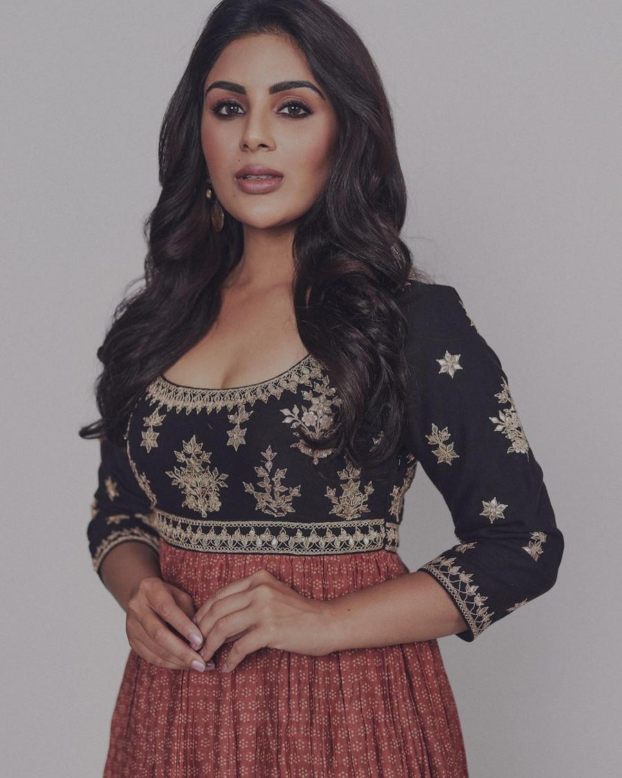 Actress Samyuktha Looks Beautiful in Black Dress