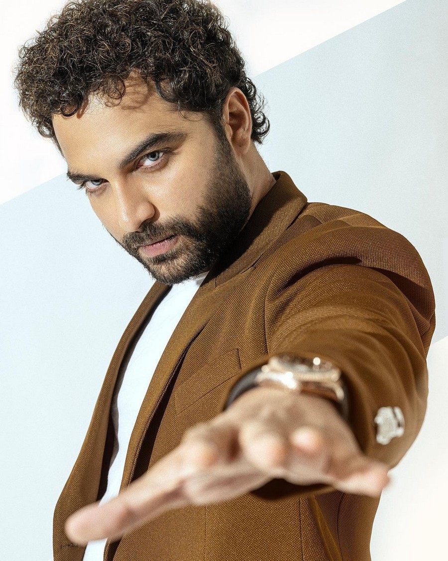 Actor Vishwaksen Latest Looks in Suit