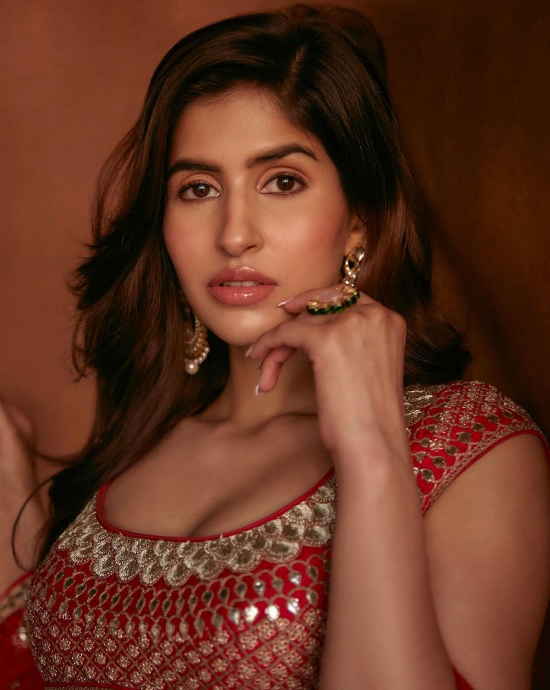 Ravishing Looks Of Sakshi Malik in Ethnic Wear