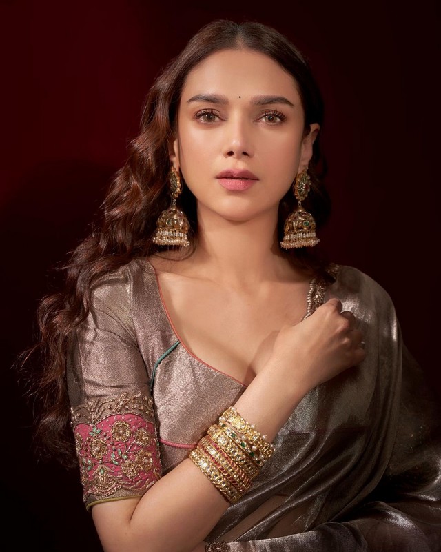 Actress Aditi Rao Hydari Looking Traitional