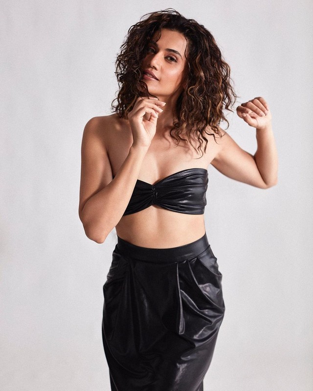 Taapsee Pannu Hottest Clicks