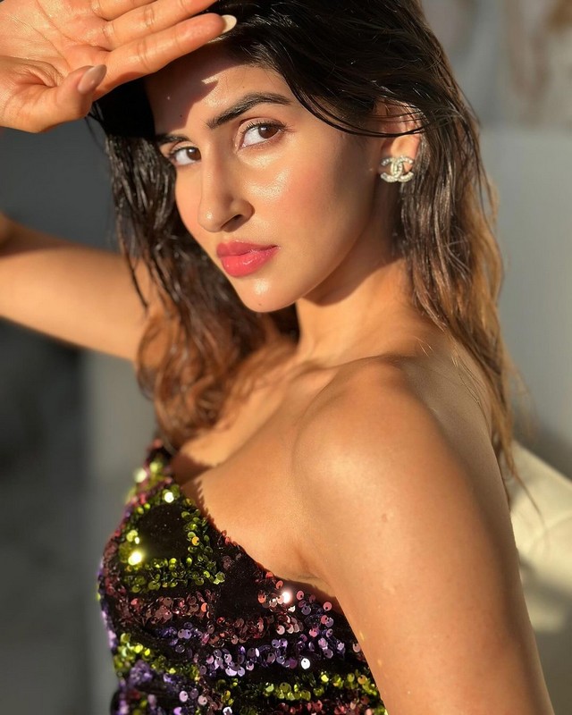 Sakshi Malik Trendy Stills