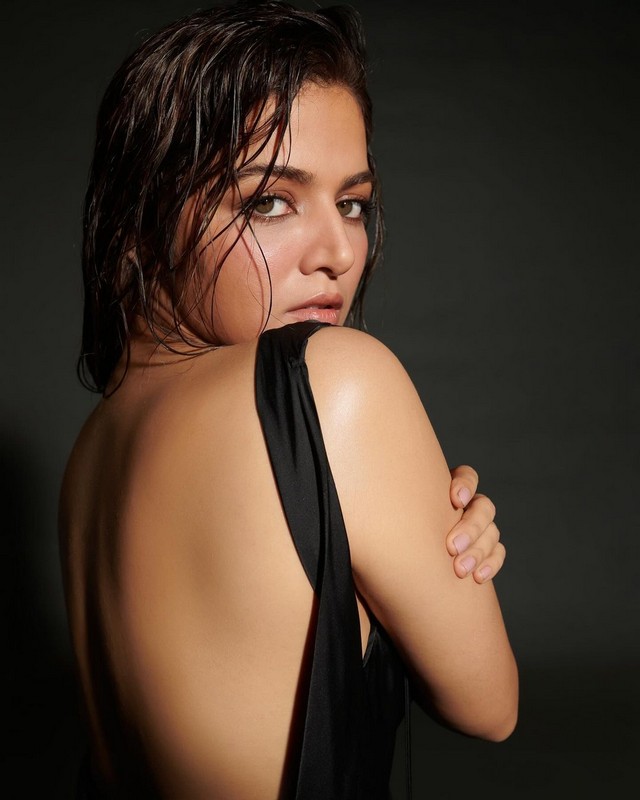 Wamiqa Gabbi Looks Stunning In Black Outfit