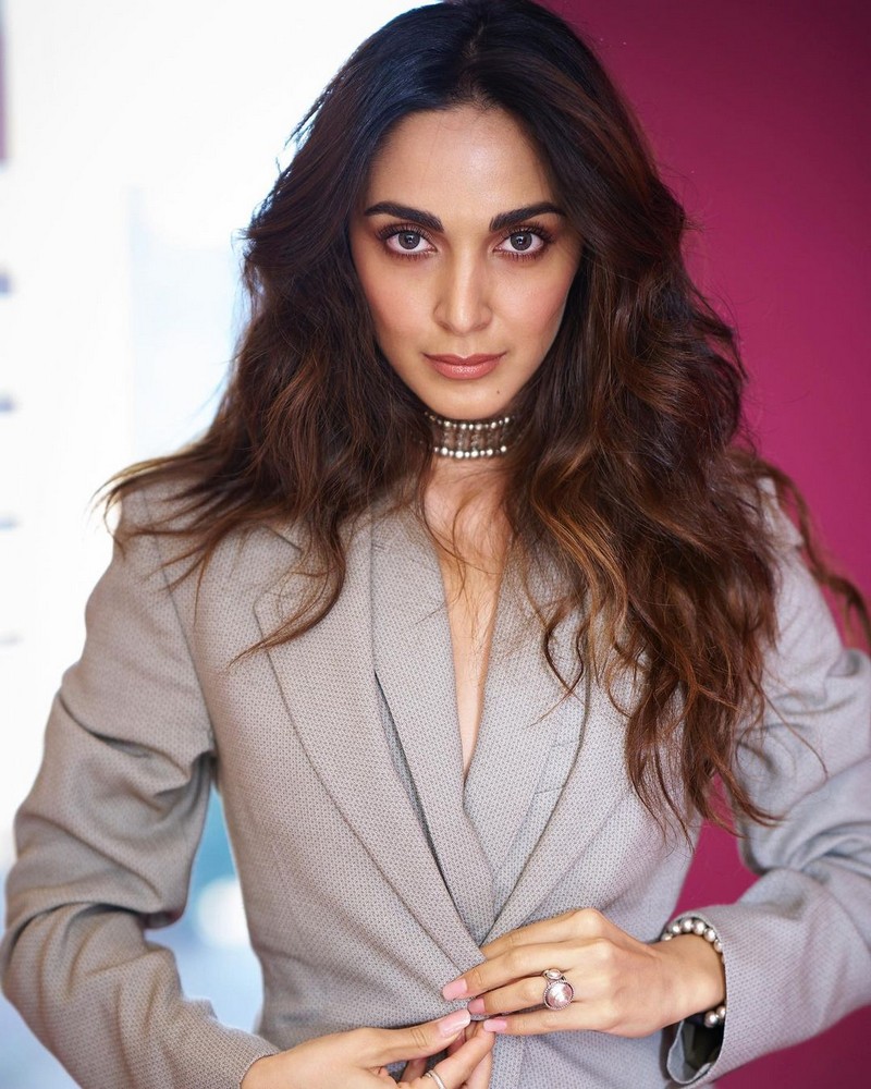Kiara Advani Looks Awesome