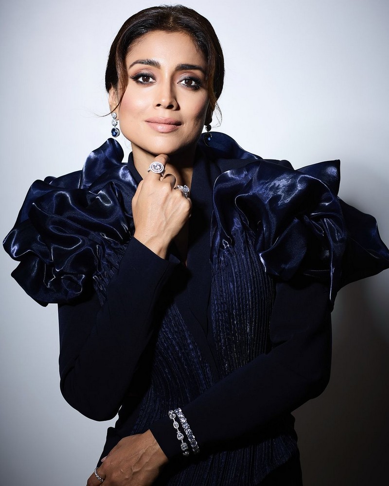 Fabulous Pics Of Shriya Saran in Blue Dress
