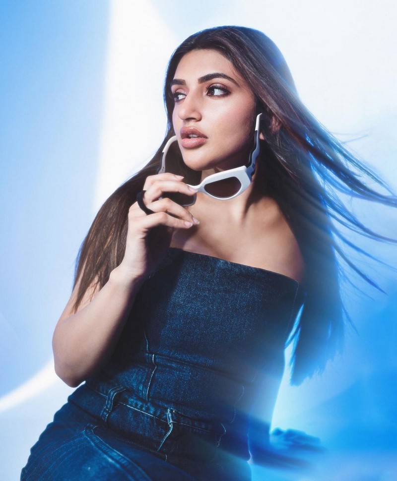 Sreeleela Looks Beautiful in Dark Blue Outfit