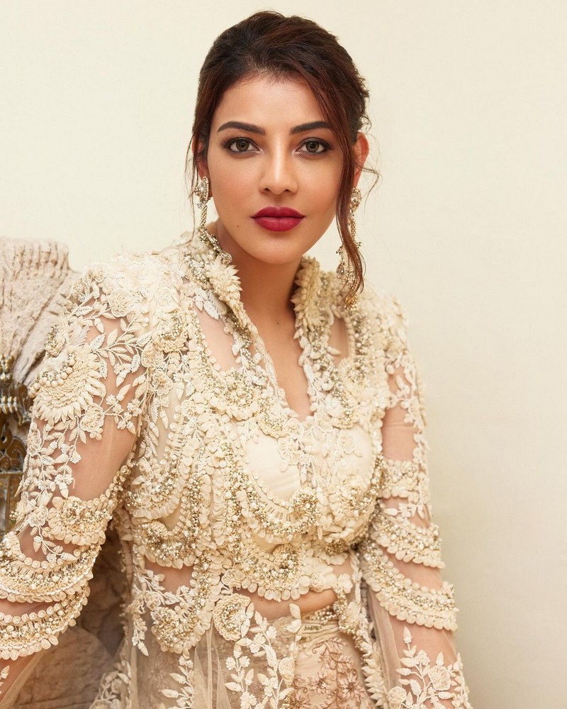 Kajal Looking Sizzles in Dress