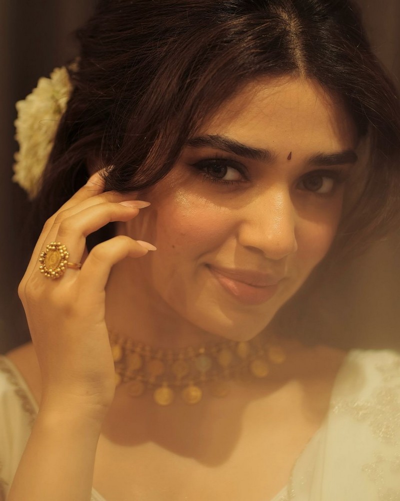 Krithi Shetty Delightful Looks in White Dress