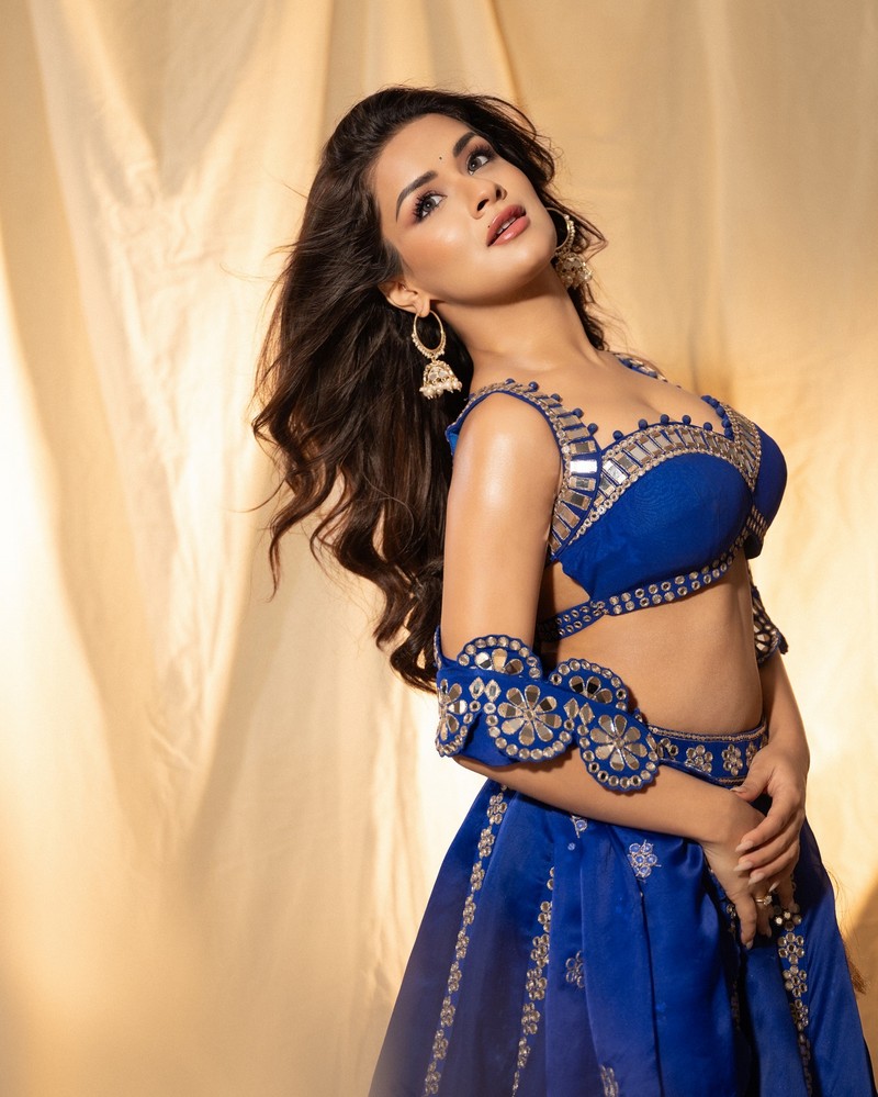 Avneet Kaur Looks Stuns  in Blue Dress