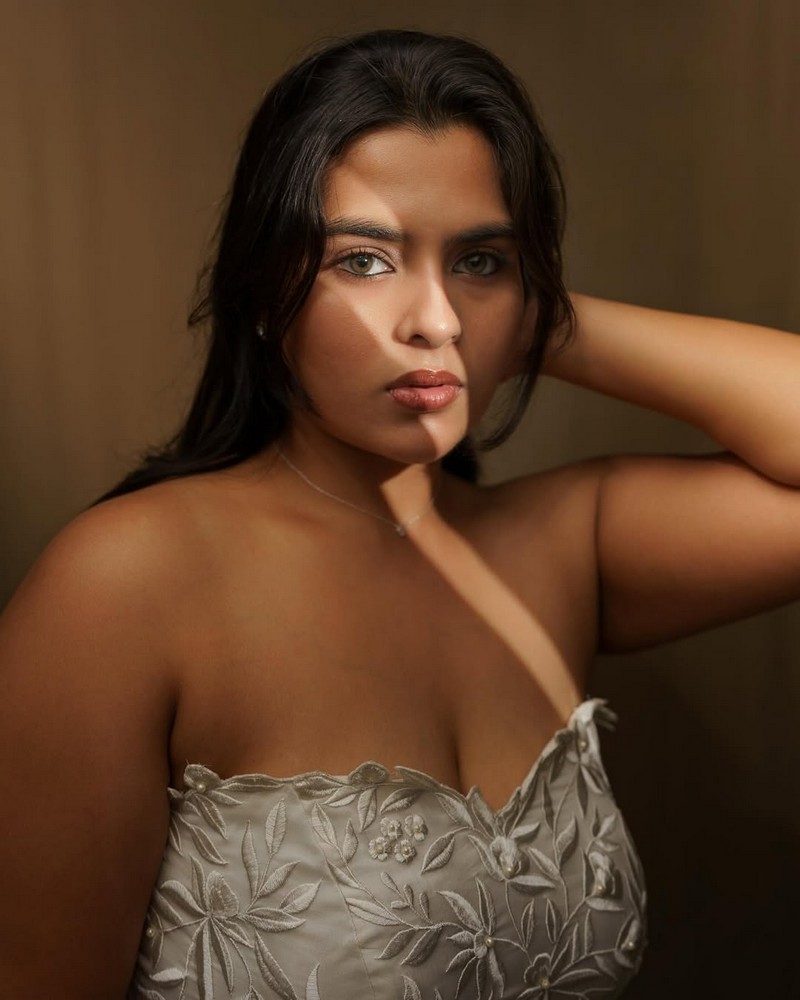 Modern Clicks Of Kavya Kalyanram