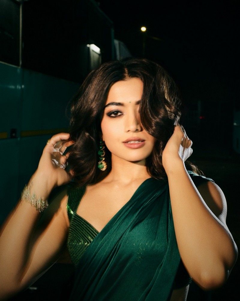 Actress Rashmika Mandanna Looking Awesome in Saree